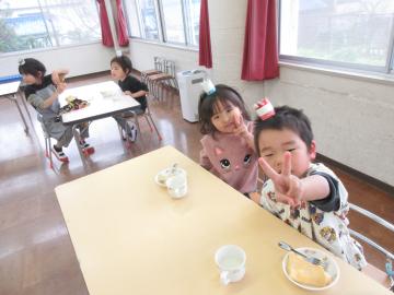 3月8